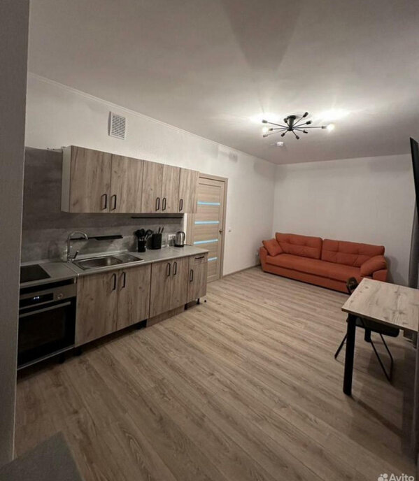 квартира г Екатеринбург Уральская пр-кт Космонавтов 7а фото 3