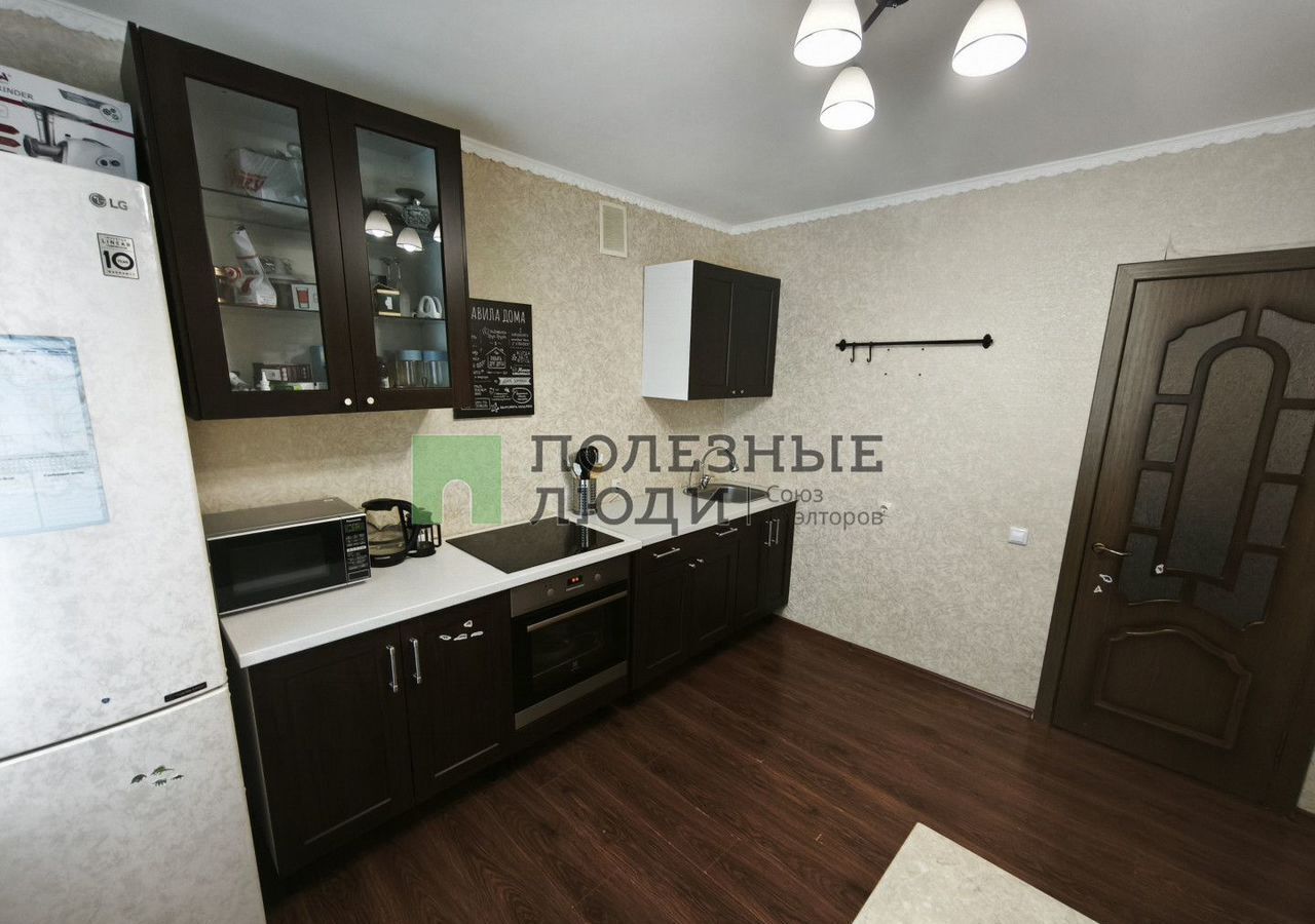 квартира г Уфа р-н Кировский ул Академика Ураксина 3 фото 2