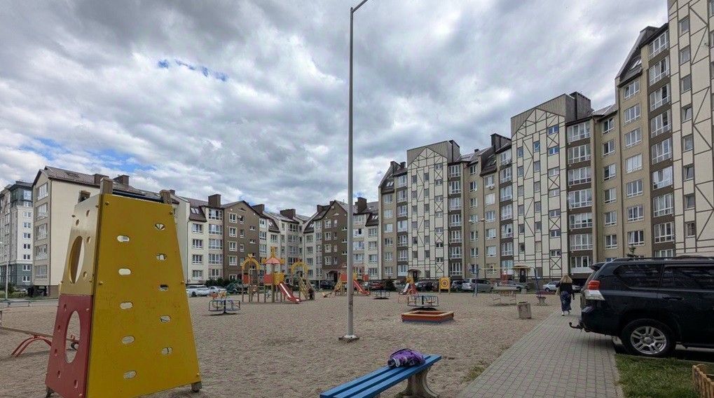 квартира г Калининград р-н Ленинградский ул Весенняя 1 фото 2