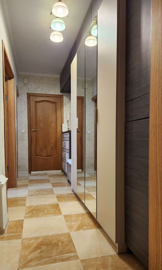 квартира г Калининград р-н Ленинградский ул Генерала Буткова 8 фото 2