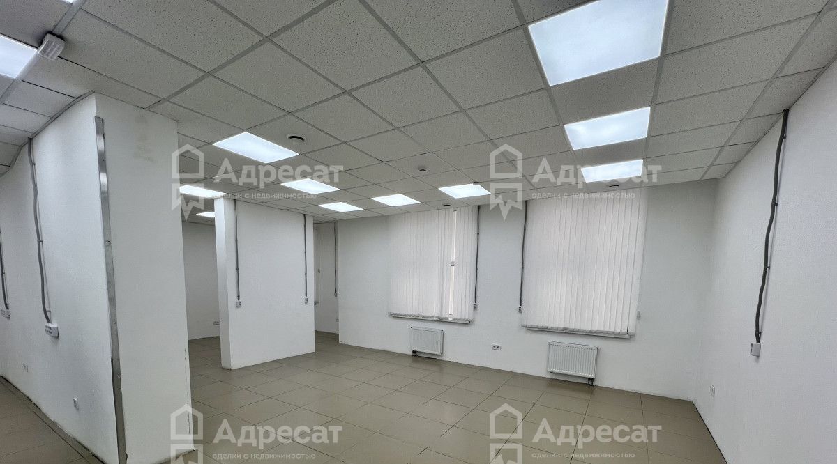 офис г Волгоград р-н Кировский ул им. Гаря Хохолова 2 фото 2
