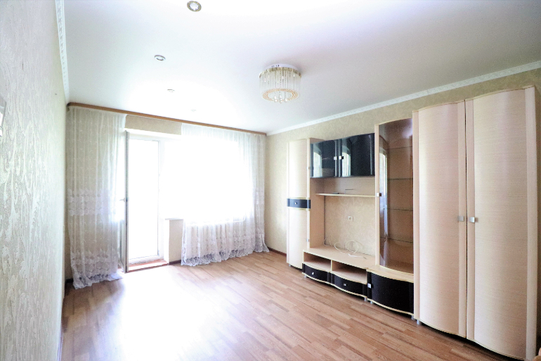 квартира г Брянск рп Радица-Крыловка Бежицкий район ул Вокзальная 158а фото 1