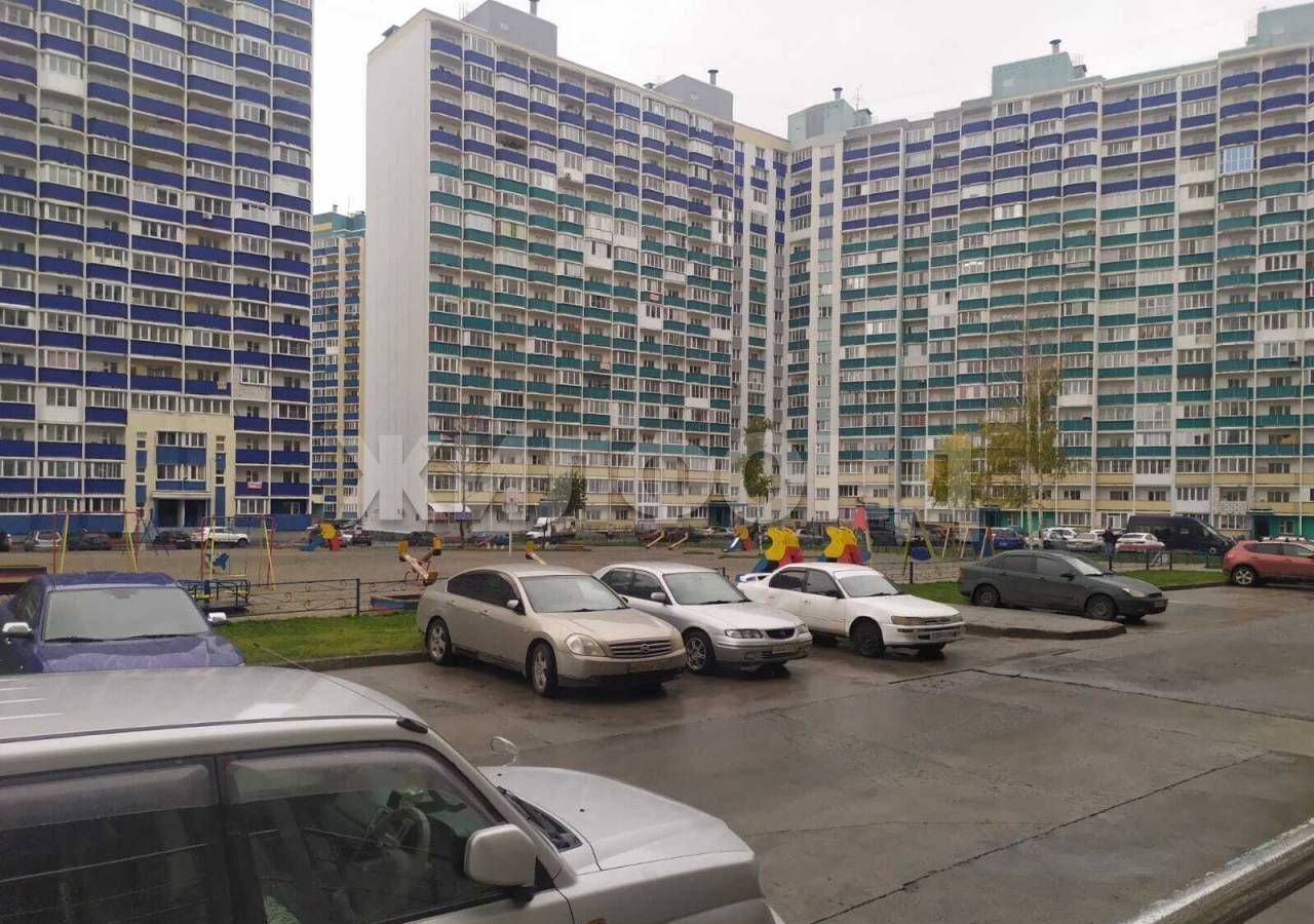 квартира г Новосибирск р-н Первомайский ул Одоевского 1/8 фото 3