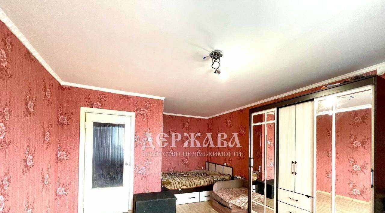 квартира г Старый Оскол Южный микрорайон 10 фото 4