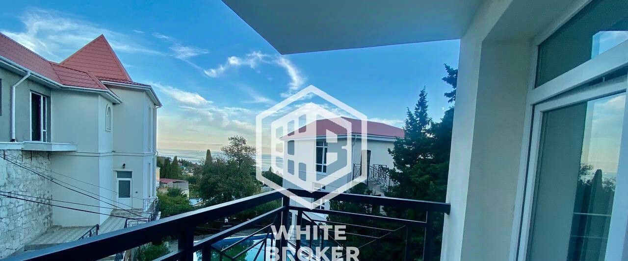 квартира г Ялта г Алупка ул им Братьев Говыриных 20а фото 3