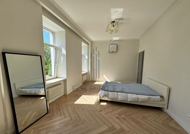 метро Смоленская ул Арбат 38/1с 2 фото