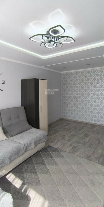 квартира г Октябрьский ул Кувыкина 35/4 фото 2