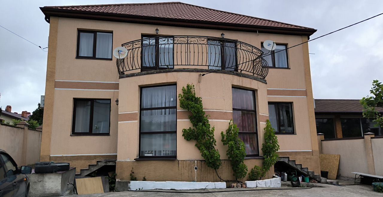 дом г Новороссийск р-н Южный ул Варна фото 1