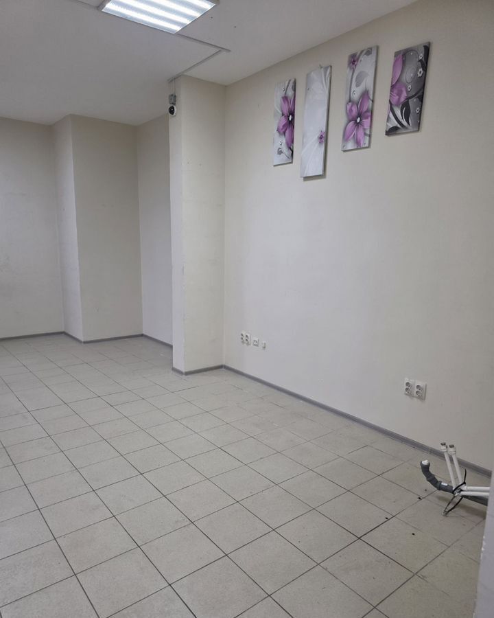 свободного назначения г Чебоксары р-н Калининский ул А.В.Асламаса 32 фото 4