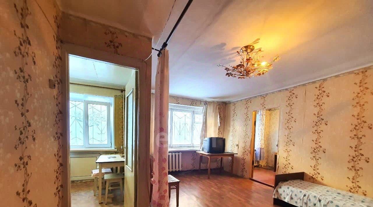квартира г Петропавловск-Камчатский ул Труда 25 фото 1