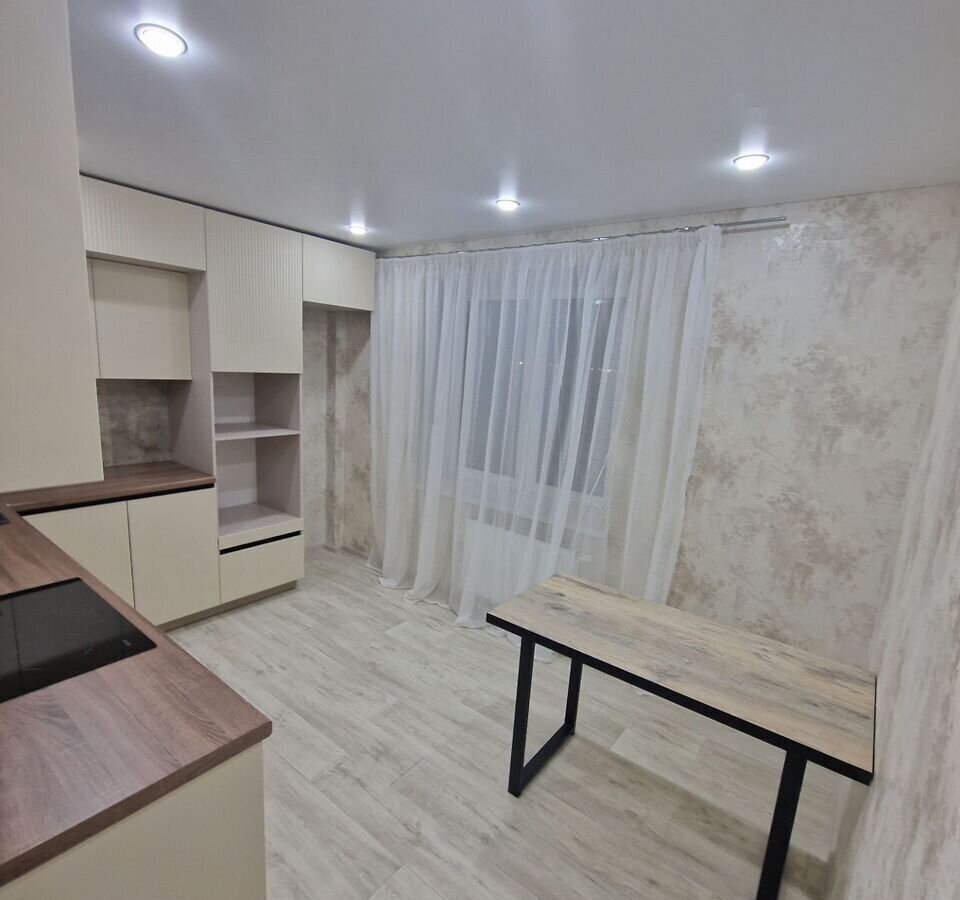 квартира г Набережные Челны р-н Автозаводский 64-й комплекс 8 фото 8