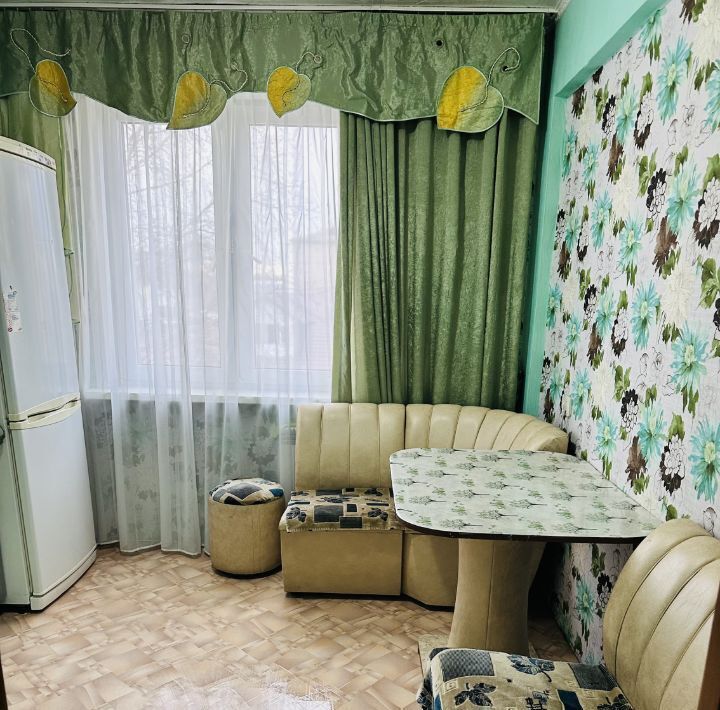 квартира г Ангарск 9, 18-й мкр фото 1