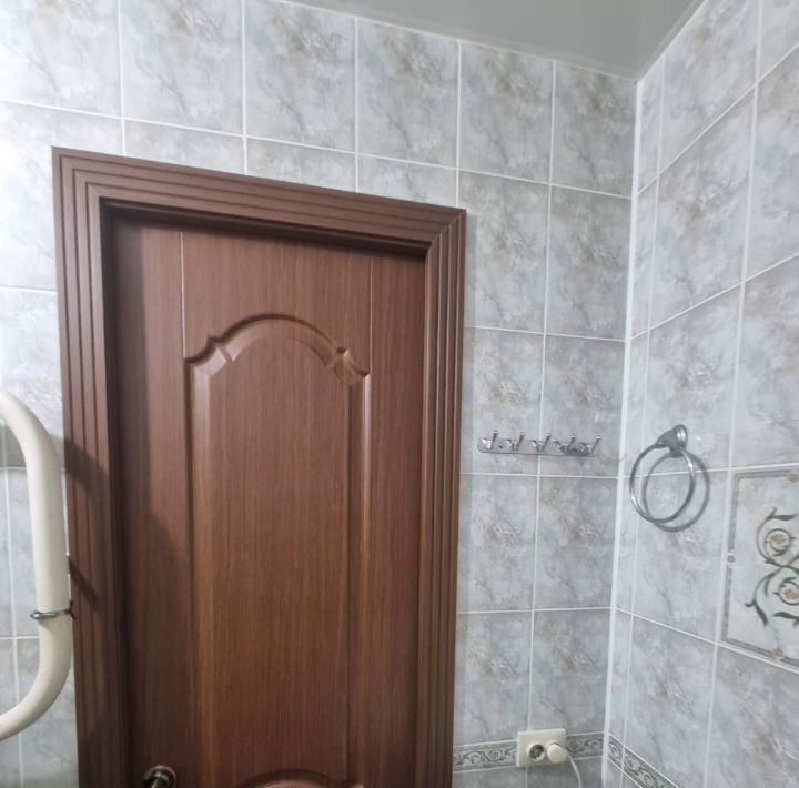квартира г Омск р-н Кировский ул Конева 20/1 фото 3