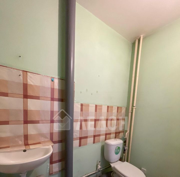 квартира г Омск р-н Центральный ул 21-я Амурская 41/1 фото 6
