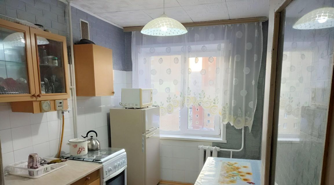 квартира г Тольятти р-н Комсомольский ул Матросова 30 фото 1