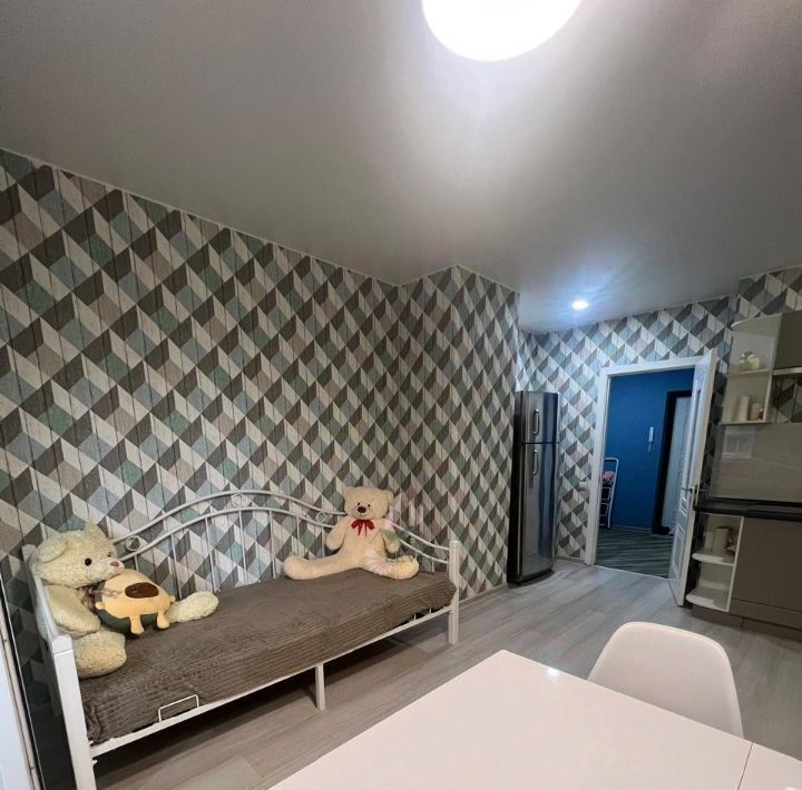 квартира г Саратов р-н Октябрьский ул им Симбирцева В.Н. 40б фото 3