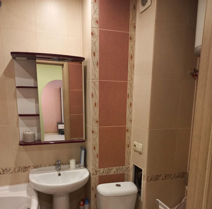 квартира г Омск р-н Центральный ул 2-я Совхозная 62 фото 13
