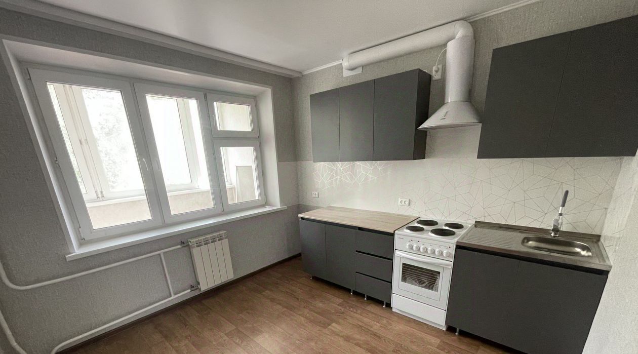 квартира г Челябинск р-н Калининский ул Молодогвардейцев 70 фото 1