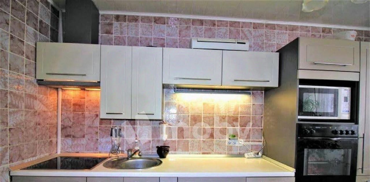 квартира г Калининград р-н Ленинградский ул Земельная 8/8а фото 3