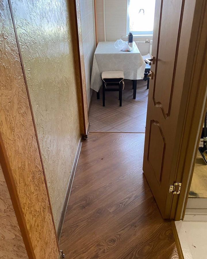 квартира г Омск р-н Кировский ул Комкова 1а мкр-н Солнечный фото 3