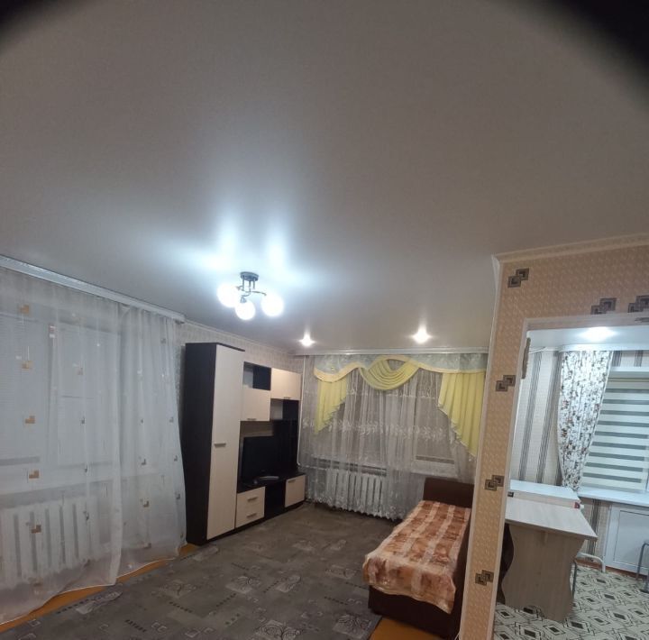 квартира г Кумертау ул Шахтостроительная 33 фото 1