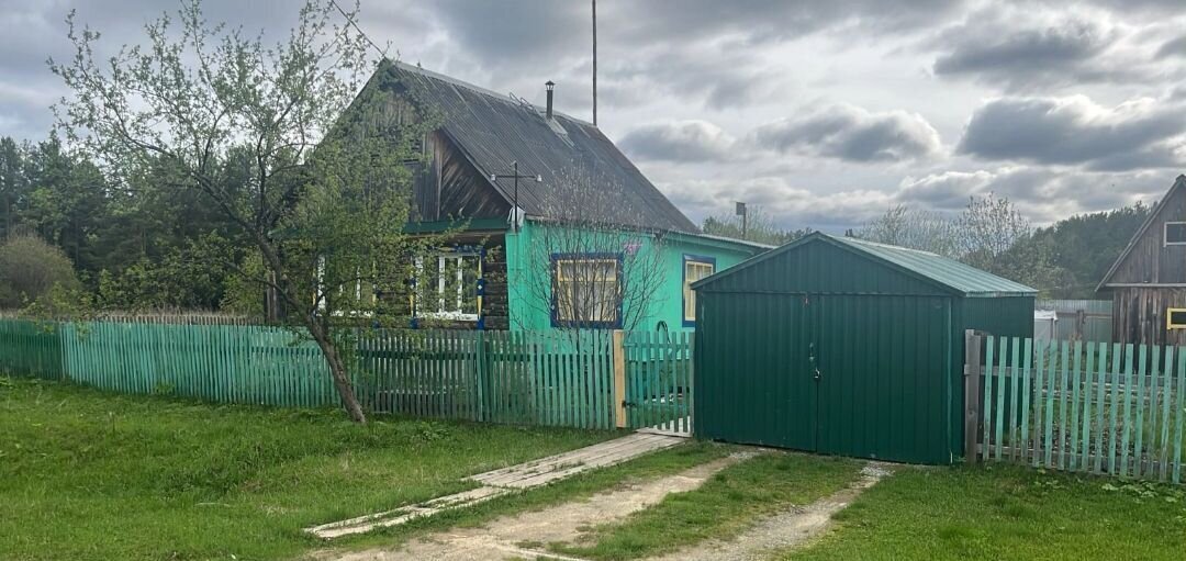 дом г Верхний Уфалей Верхнеуфалейский г. о., пос. остановочной платформы Коркодин, ул. Железнодорожников, 1 фото 1