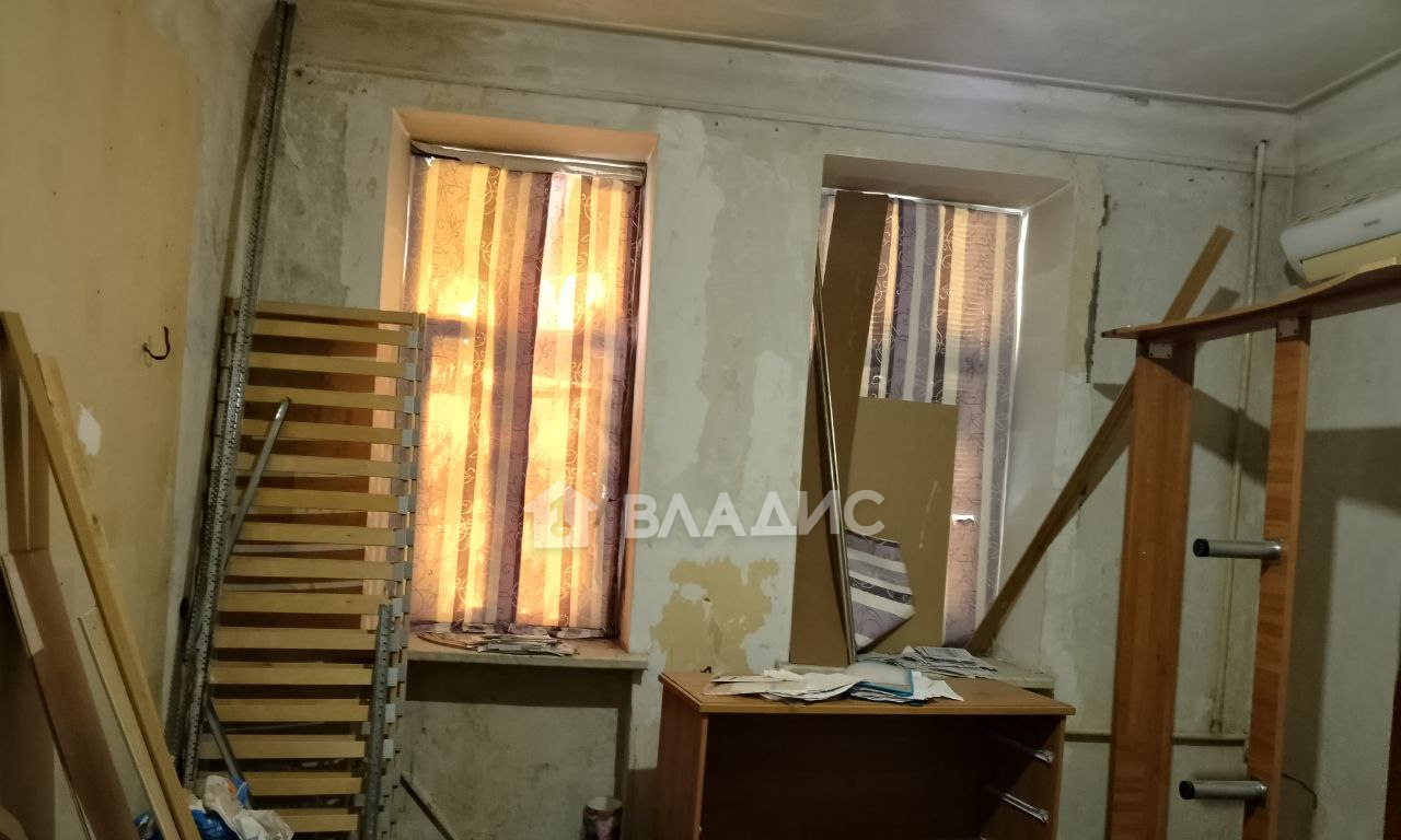 квартира г Волгоград пр-кт им. В.И. Ленина 10 Центр м-н, Пражская, 37 фото 2