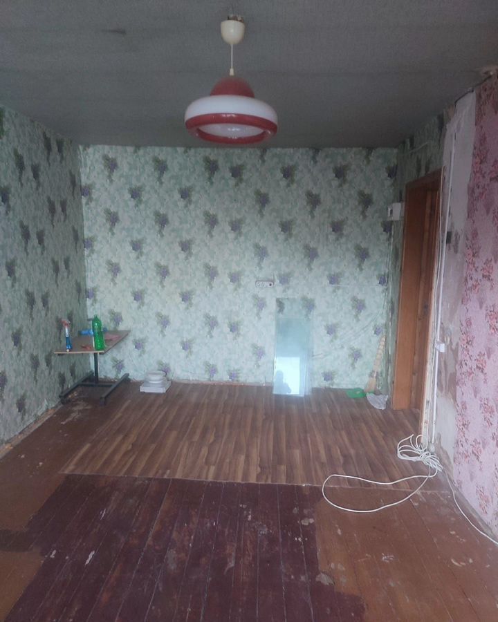 комната г Великие Луки пр-кт Октябрьский 120/1 фото 3