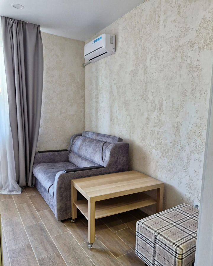 квартира г Краснодар р-н Прикубанский ул Красных Партизан 1/4к 15 фото 1