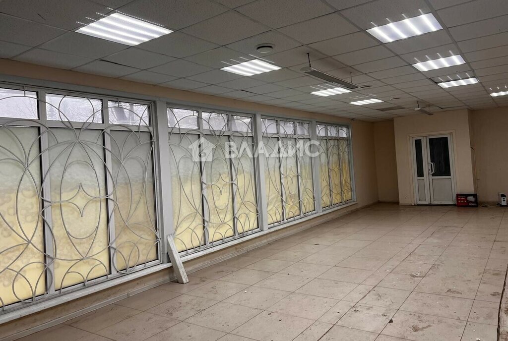 торговое помещение г Вологда ул Авксентьевского 3 фото 4