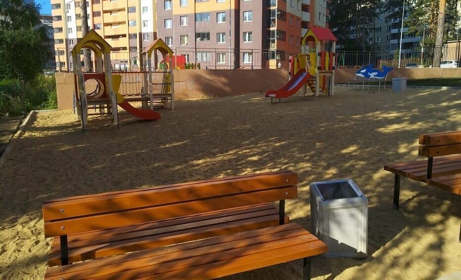 квартира г Екатеринбург р-н Железнодорожный Уральская дом на Ангарской Ангарская улица, 28 фото 1