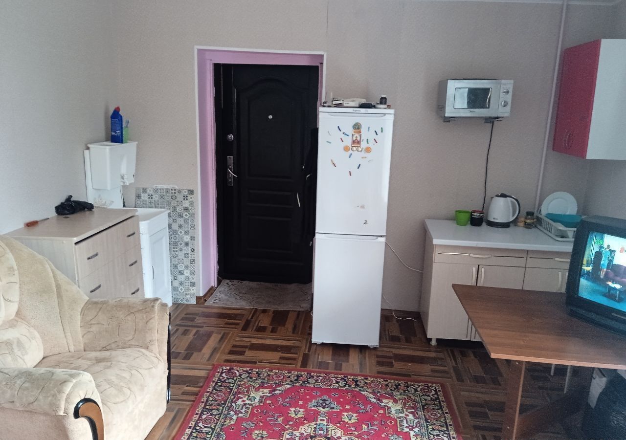 комната г Тольятти р-н Автозаводский 12 квартал ул Автостроителей 68 фото 1