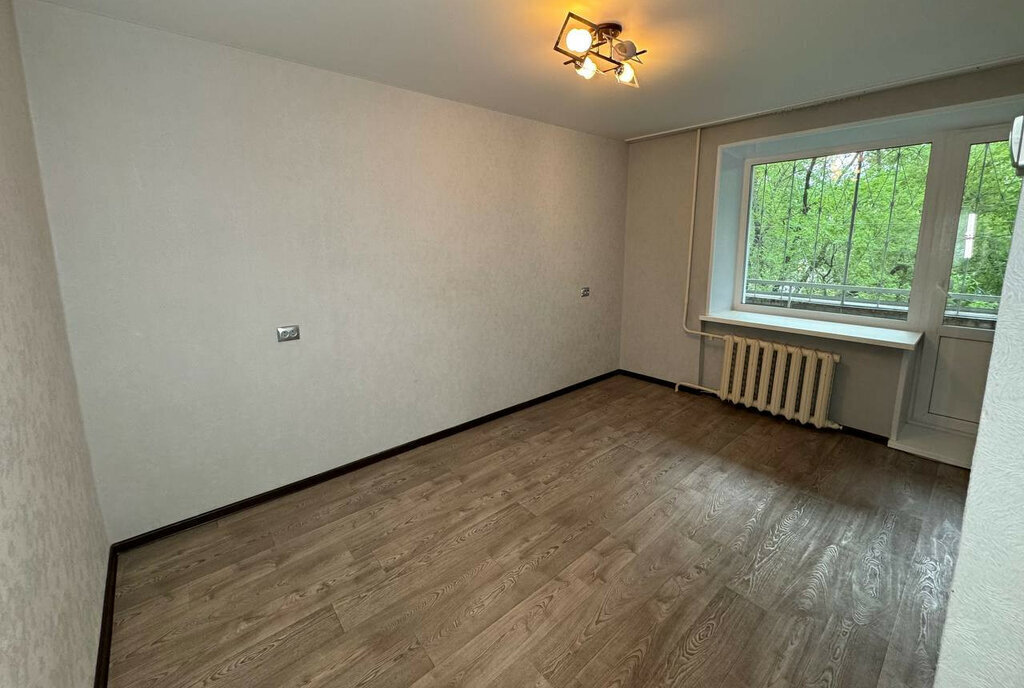 квартира г Комсомольск-на-Амуре ул Ленинградская 70к/3 фото 2