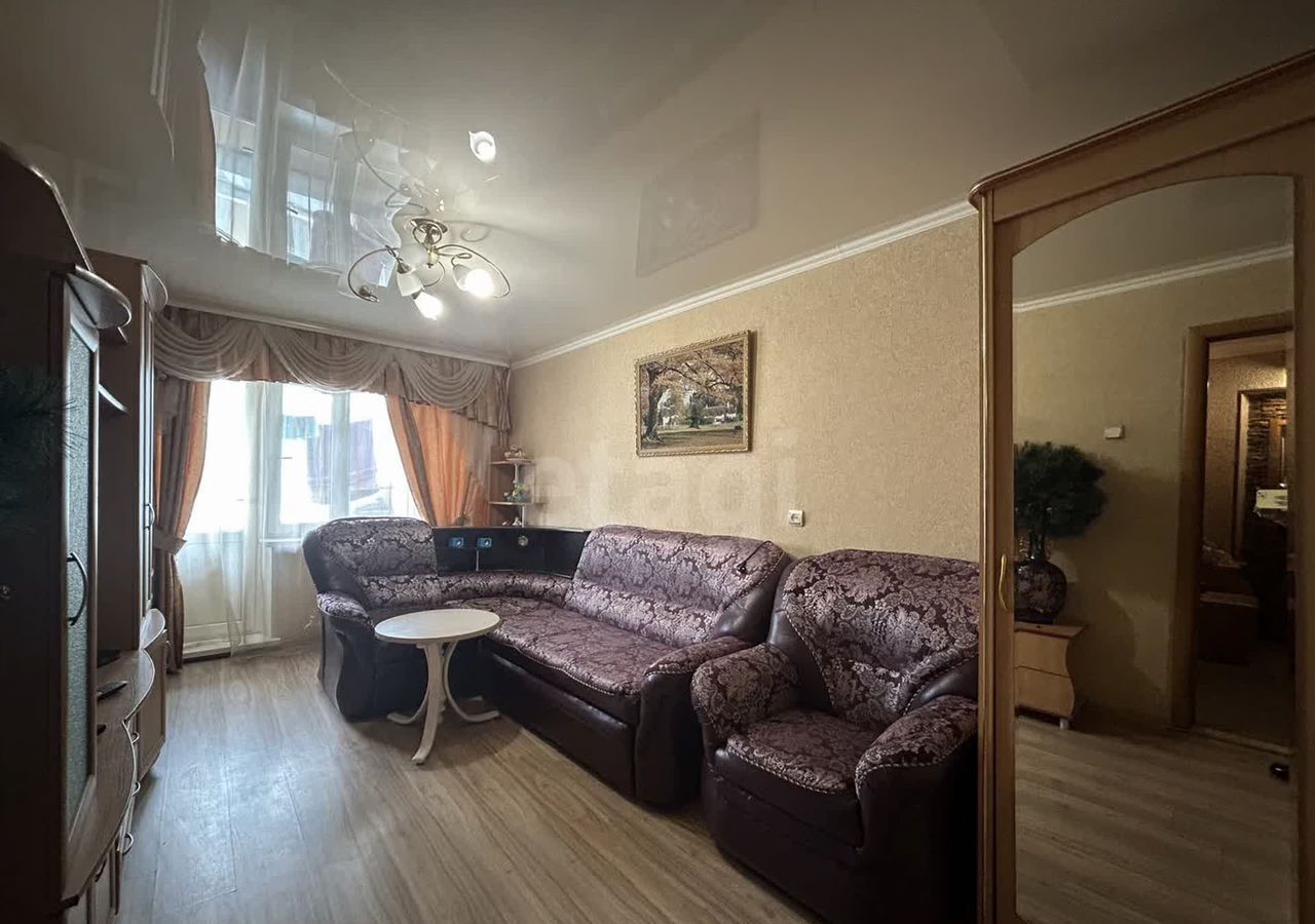 квартира г Тобольск мкр-н 7А, 13 фото 6