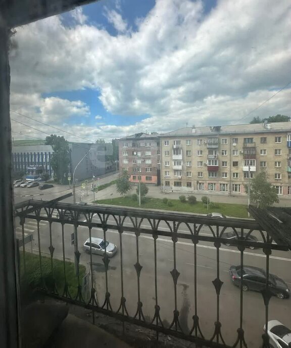 квартира г Новокузнецк р-н Центральный пр-кт Строителей 22 фото 7
