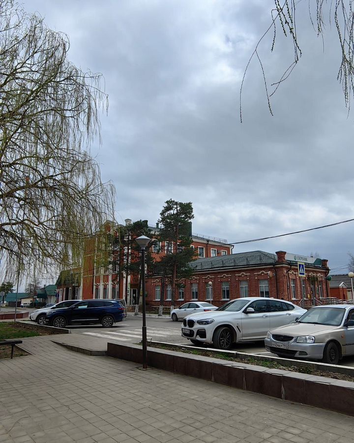 торговое помещение р-н Абинский г Абинск ул Парижской Коммуны 16 Абинское городское поселение фото 1