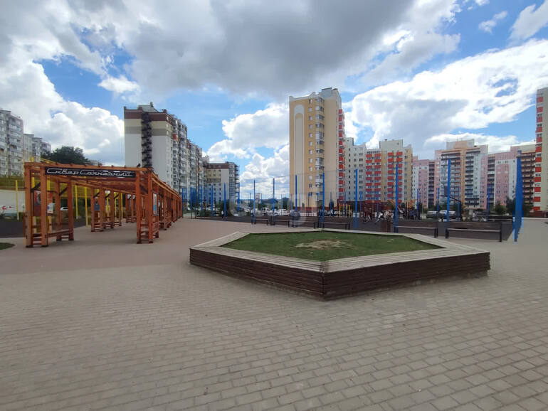 квартира г Калуга р-н Октябрьский ул Аллейная 19 фото 17