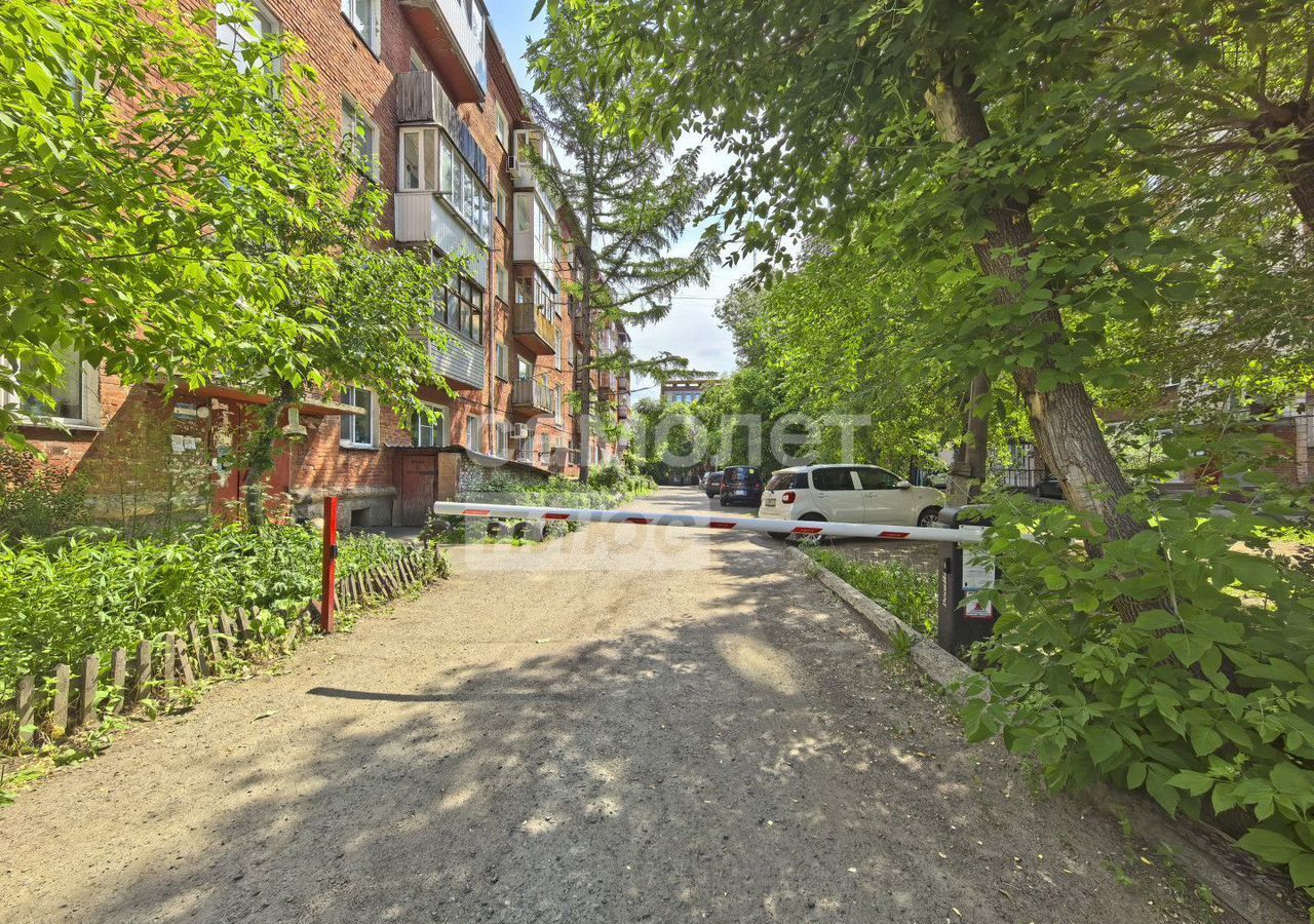 квартира г Омск р-н Центральный ул Яковлева 106 фото 16