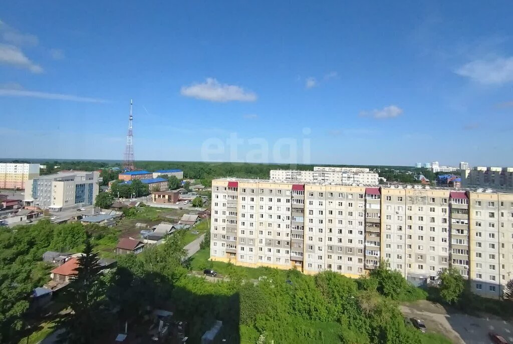 квартира г Тобольск ул Знаменского 45 фото 16