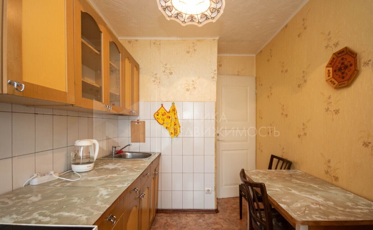 квартира г Тюмень р-н Центральный ул Республики 90 фото 10