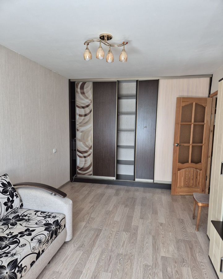 квартира г Великие Луки ул Маршала Жукова 14 фото 3
