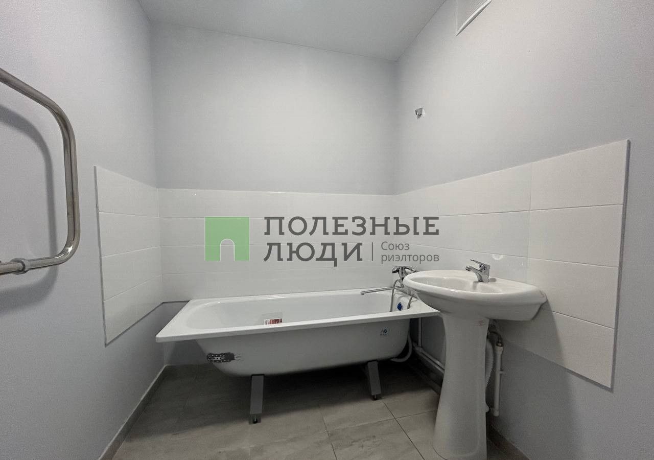 квартира г Саратов р-н Кировский ул им Федора Пяткова 4 фото 13