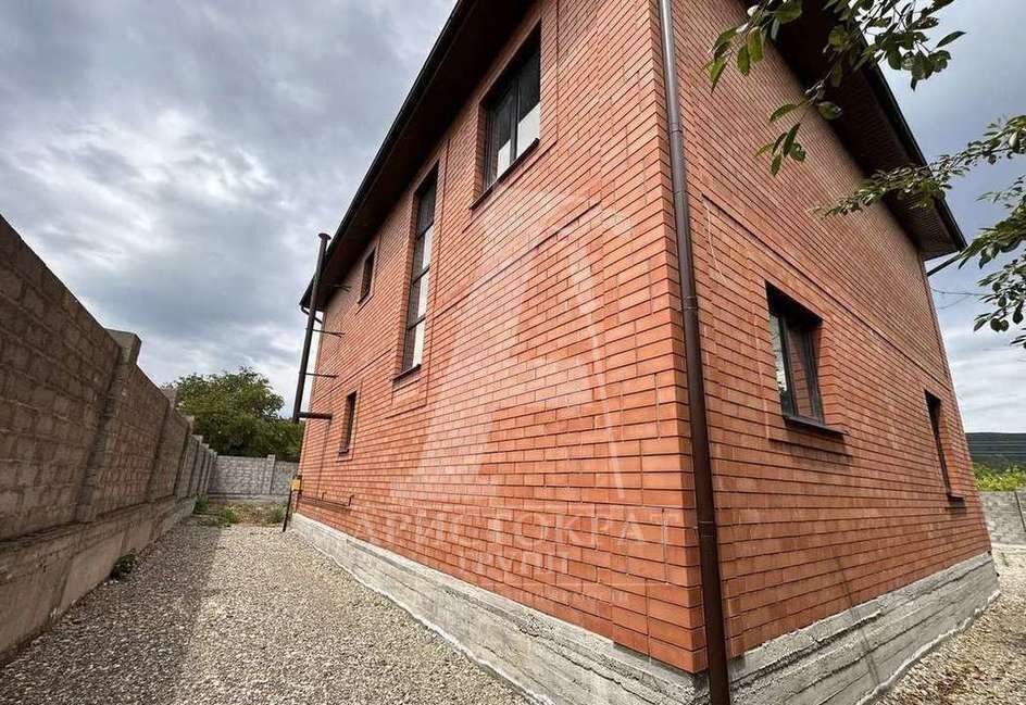 дом г Пятигорск п Горячеводский ул Луначарского 1 фото 2