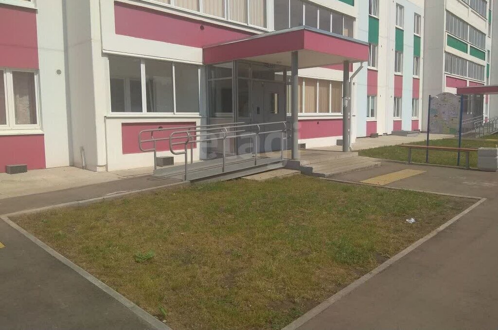 квартира г Набережные Челны р-н Автозаводский ул Виктора Полякова 20в фото 11