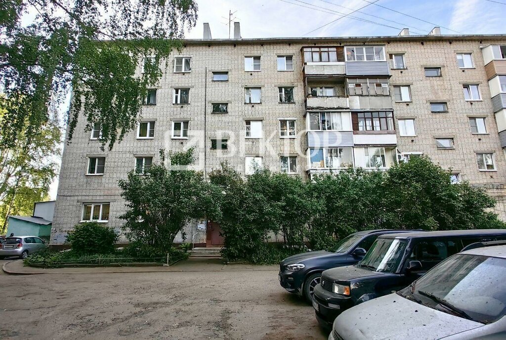 квартира г Ярославль р-н Дзержинский ул Труфанова 5 фото 8