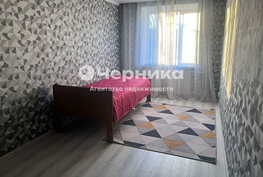 квартира г Шахты ул Индустриальная 10 фото 6
