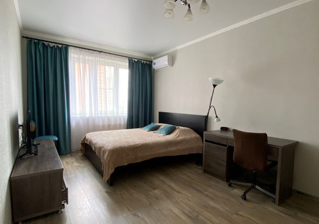 квартира г Краснодар р-н Прикубанский ул им. Героя Сарабеева В.И. 5к/1 фото 1