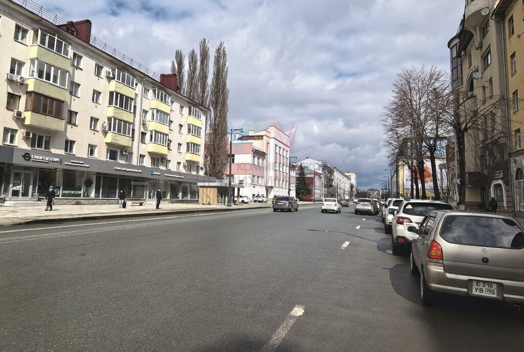 торговое помещение г Уфа р-н Ленинский ул Ленина 31/33 фото 1