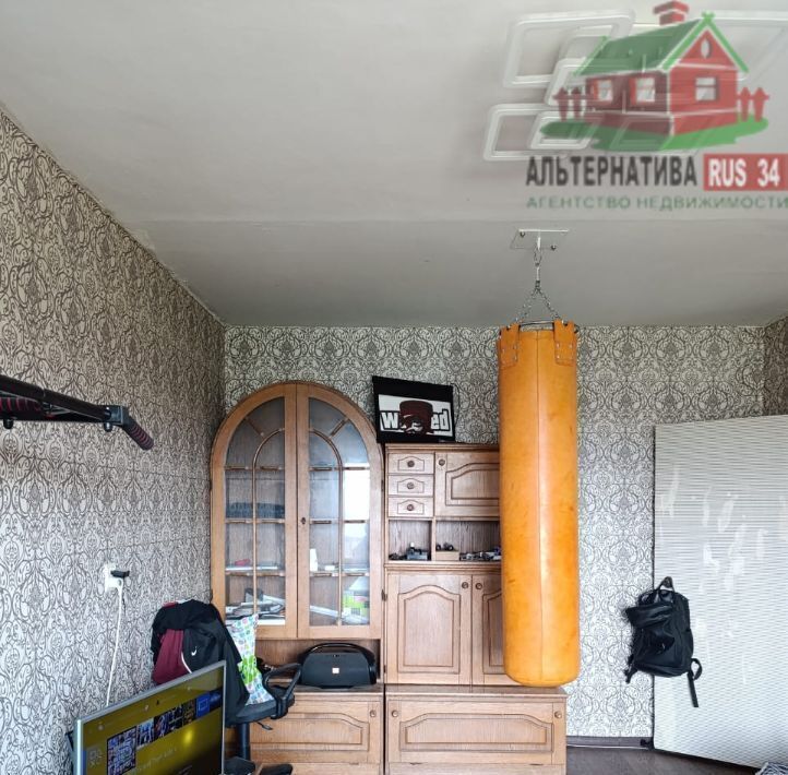 квартира г Волгоград р-н Краснооктябрьский ул им. Рихарда Зорге 56 фото 2