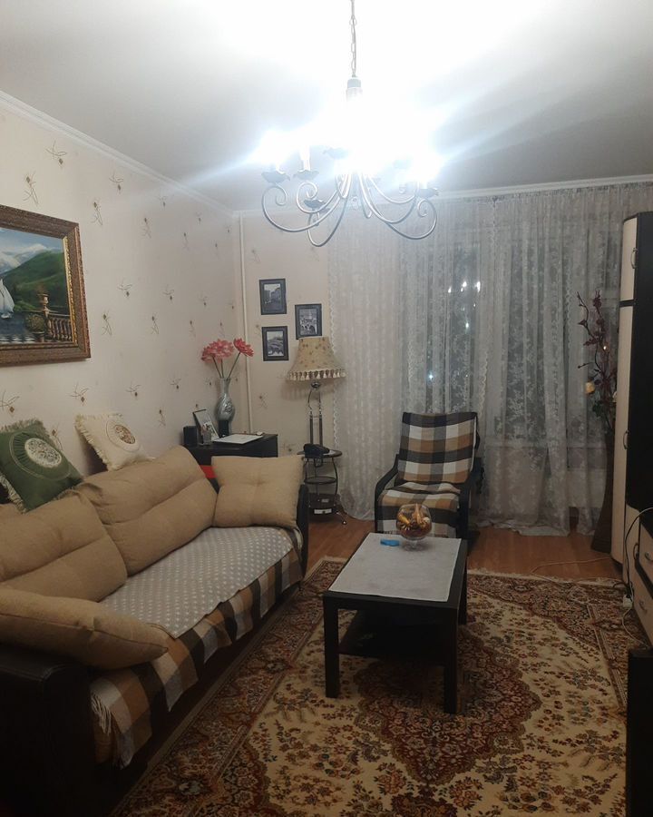 квартира г Тольятти р-н Автозаводский 18А квартал ш Южное 89 фото 1